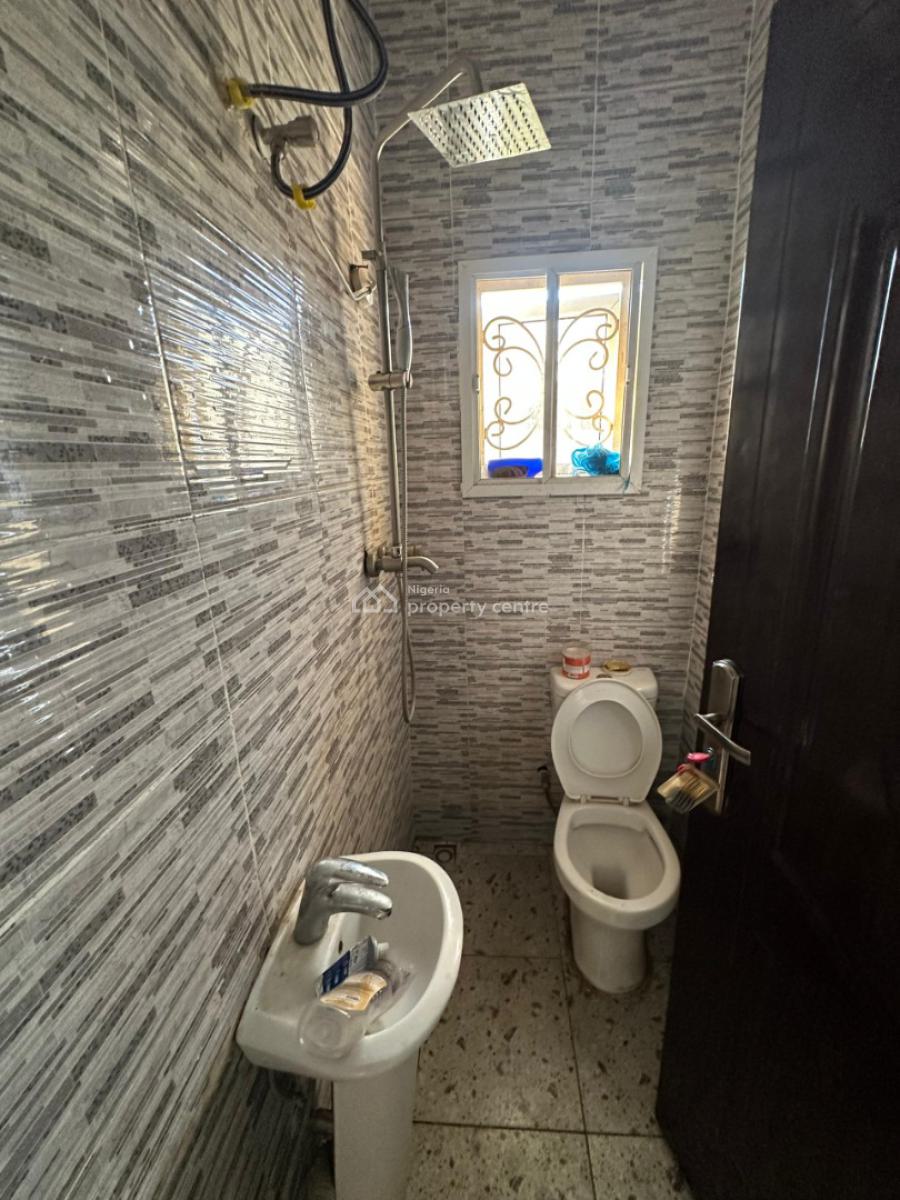 Well Finished 3bedroom Flat, Nnpc Estate, Life Camp, Abuja, Flat / Apartment for Rent