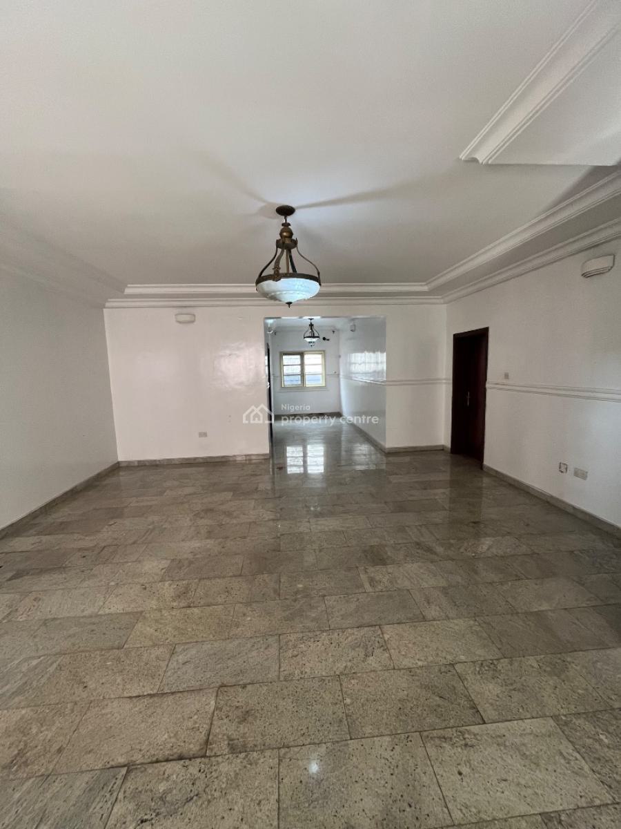Standard 3 Bedroom Apartment, Osapa, Lekki, Lagos, Flat / Apartment for Rent