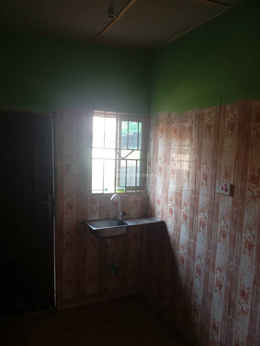 a Clean Room and Parlor Self Contain, Lucky Fiber Road, Ikorodu, Lagos, Flat / Apartment for Rent