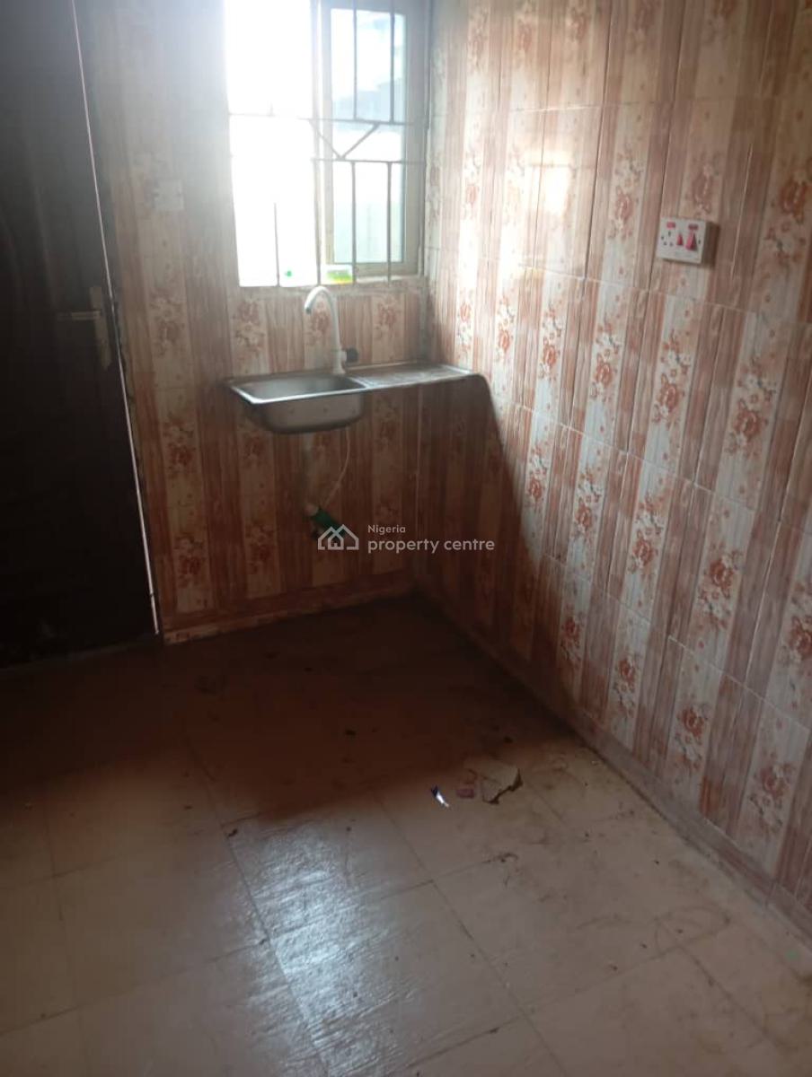 a Clean Room and Parlor Self Contain, Lucky Fiber Road, Ikorodu, Lagos, Flat / Apartment for Rent