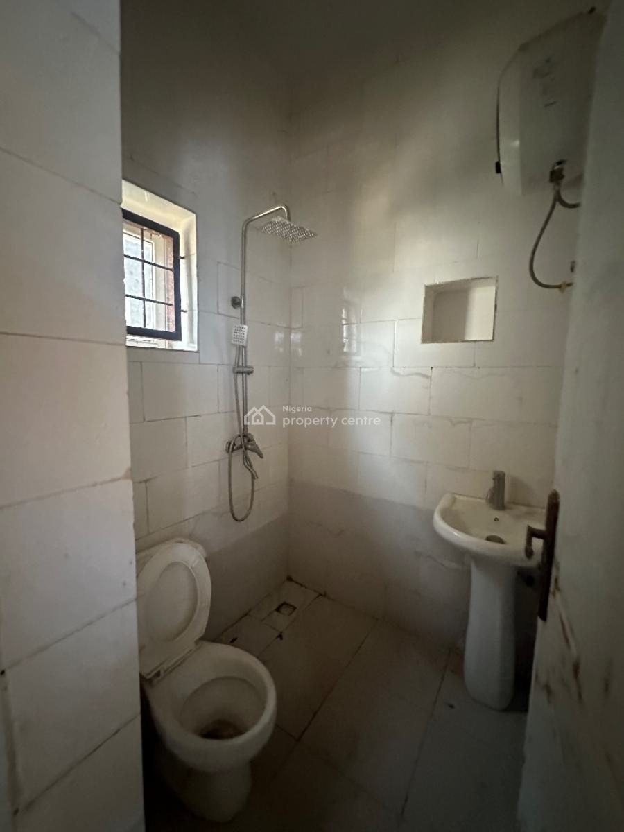 Excellent Spacious 3 Bedroom Apartment, Ipent, Lokogoma District, Abuja, House for Rent