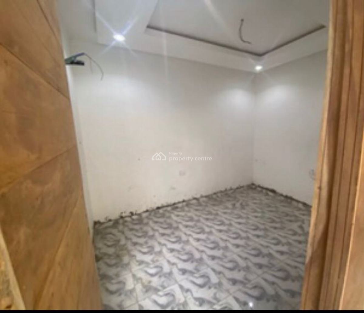 Newly Built Self Contain with Water Heater, Kitchen Cabinets a, Akoka, Yaba, Lagos, Self Contain (single Rooms) for Rent
