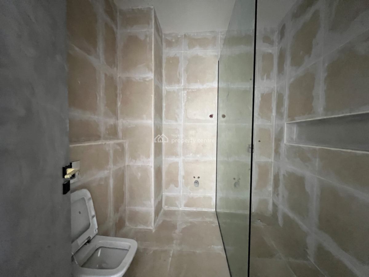 Luxury 2 Bedroom Apartment, Off Admiralty Way, Lekki Phase 1, Lekki, Lagos, Flat / Apartment for Sale