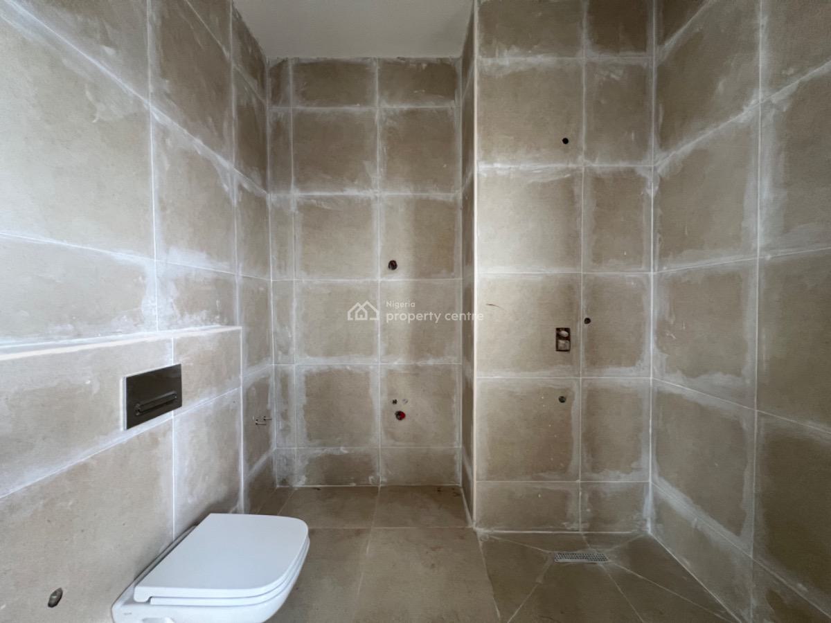 Luxury 2 Bedroom Apartment, Off Admiralty Way, Lekki Phase 1, Lekki, Lagos, Flat / Apartment for Sale