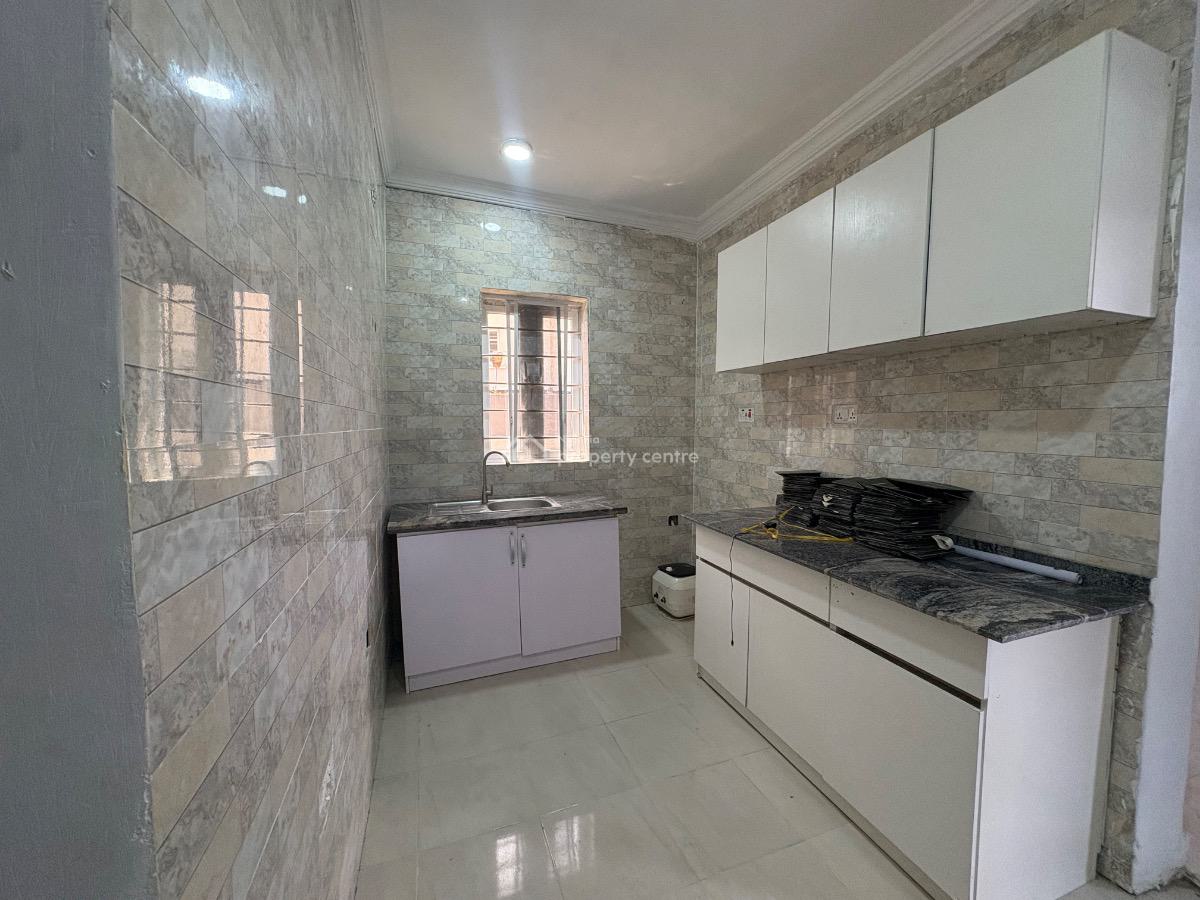 Unfurnished 2 Bedroom Apartment, Ikate, Lekki, Lagos, Flat / Apartment for Rent
