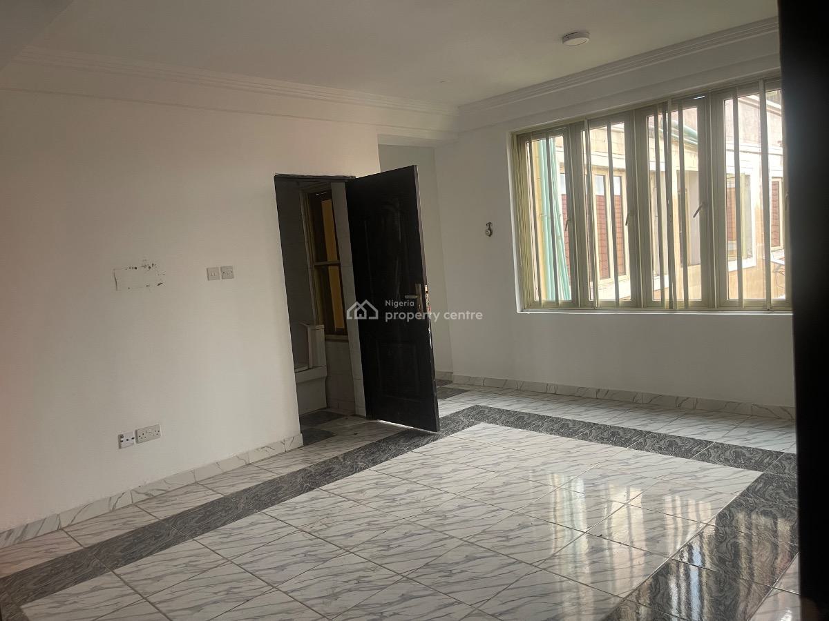 Vacant 3 Bedroom Apartment on First Floor, Osapa, Lekki, Lagos, Flat / Apartment for Sale