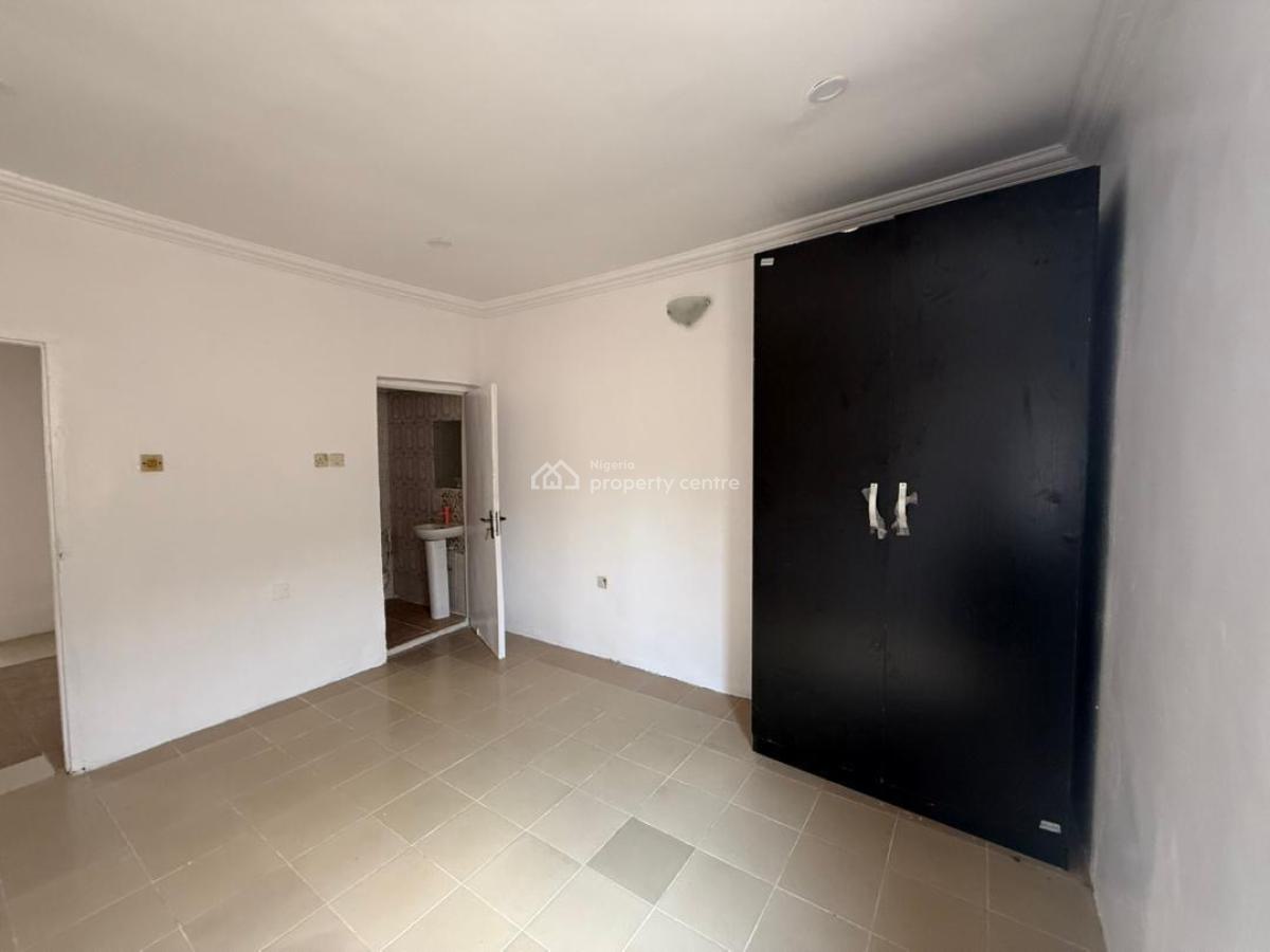 Beautiful Spacious Standard 3bedrooms Bungalow in a Secured Estate, Abraham Adesanya Estate, Ajah, Lagos, Flat / Apartment for Rent