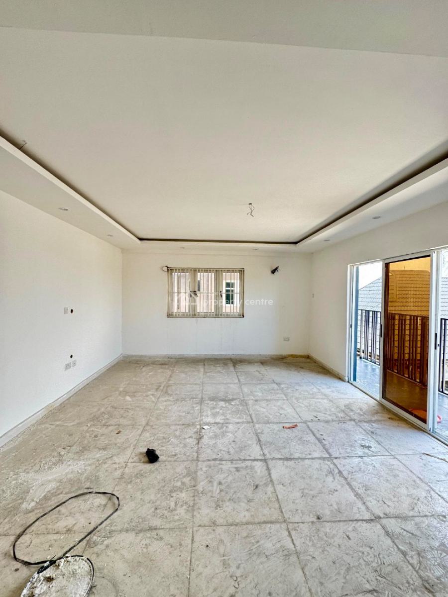 Lovely 3 Bedroom Apartment in a Serene Environment, Ideal for Investment and Cashflow Generation, Also Perfect Family Home, Surulere, Lagos, Block of Flats for Sale