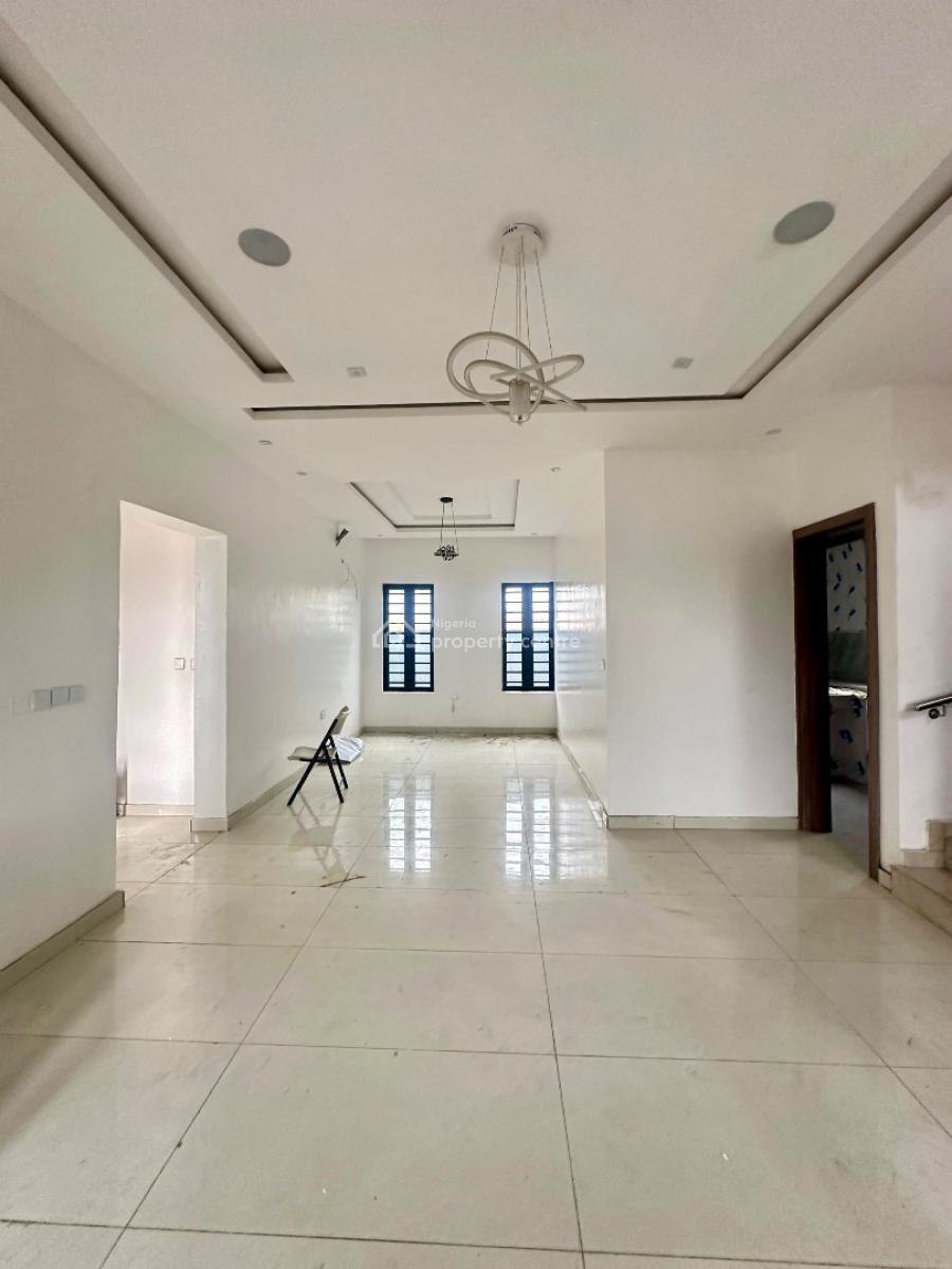 Beautifully Built 5 Bedroom Fully Detached Duplex with Bq, Ogudu, Lagos, Detached Duplex for Sale