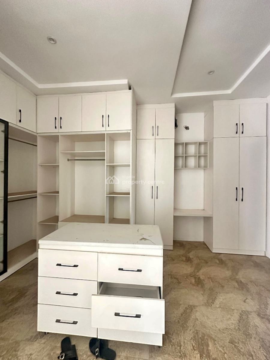 Beautifully Built 5 Bedroom Fully Detached Duplex with Bq, Ogudu, Lagos, Detached Duplex for Sale