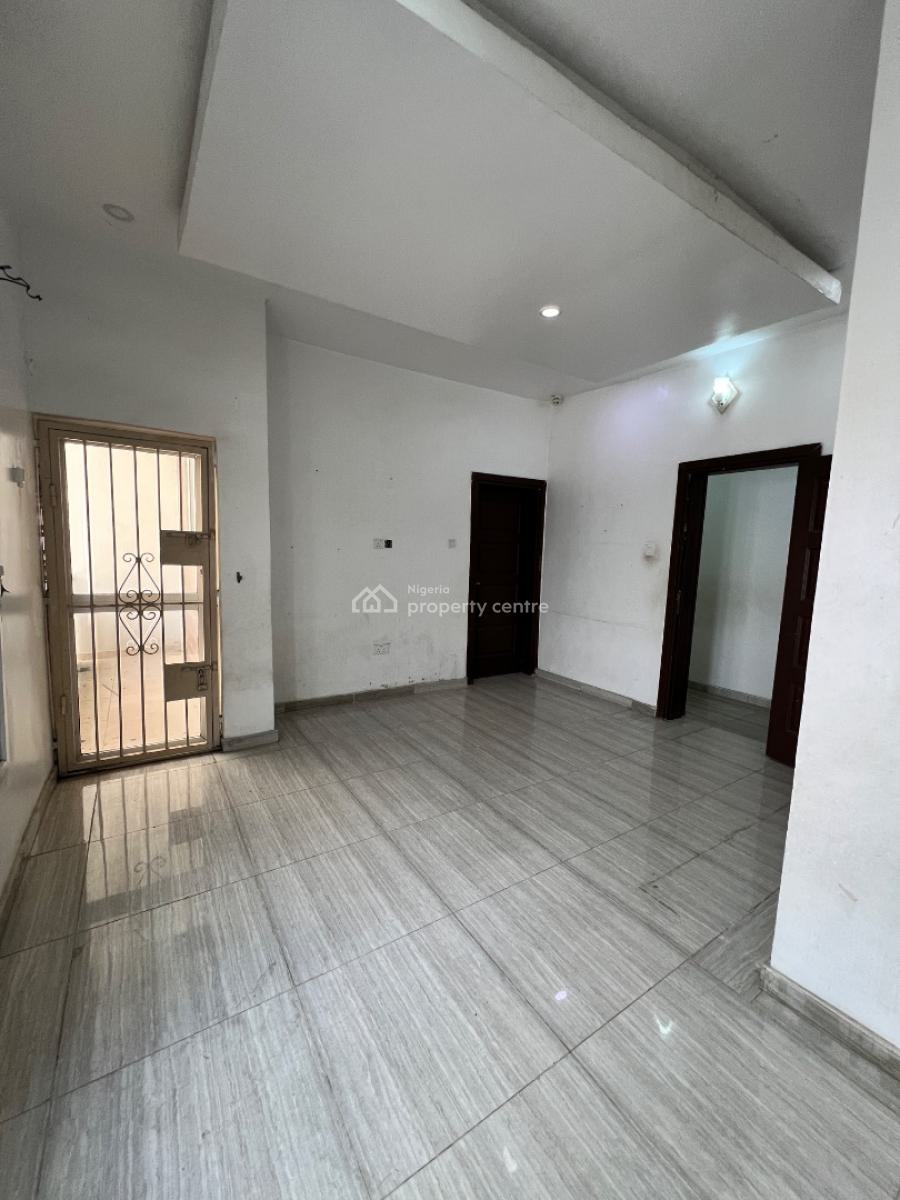 Lovely 4 Bedroom Semi Detached, Chevron Alternative, Lekki Phase 1, Lekki, Lagos, Semi-detached Duplex for Sale