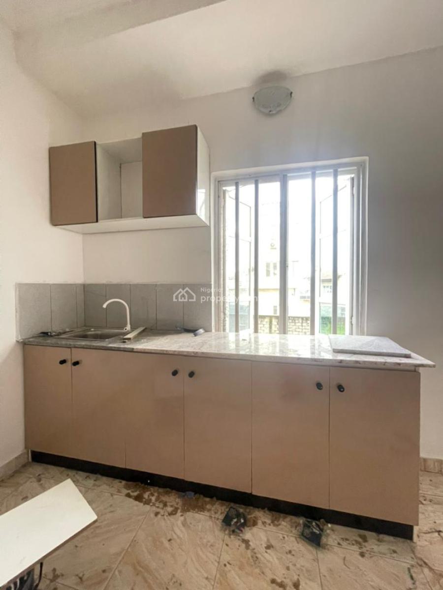 Well Built 2 Bedroom Apt with Open Plan Kitchen, Mobil Road Ilaje, Ajah, Lagos, Flat / Apartment for Rent