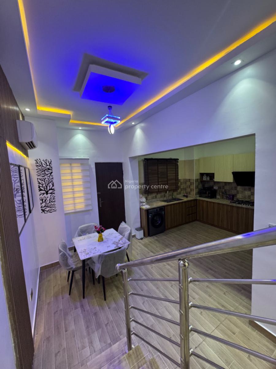 2 Bedroom Flat, Adebisi Ladejobi, Lekki Phase 1, Lekki, Lagos, Flat / Apartment for Sale