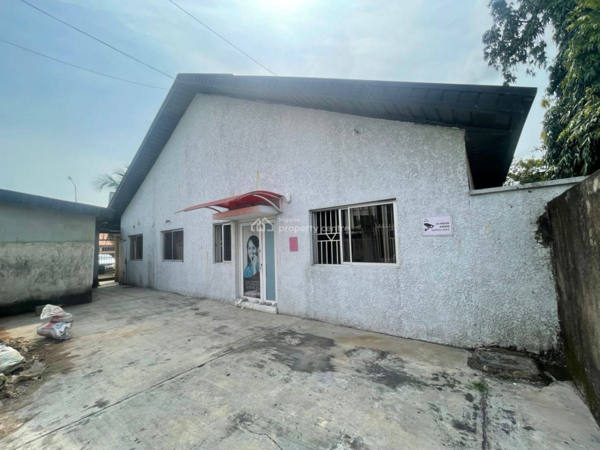 a Cornerpiece Open Plan Commercial Bungalow, Off Admiralty Way, Lekki Phase 1, Lekki, Lagos, Office Space for Rent