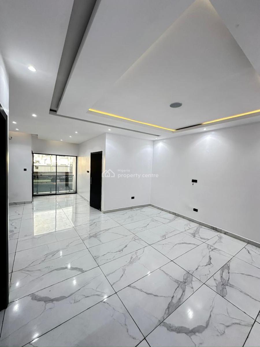 Newly Finished 2 Bedroom Apartment, Lekki Phase 1, Lekki, Lagos, Flat / Apartment for Sale