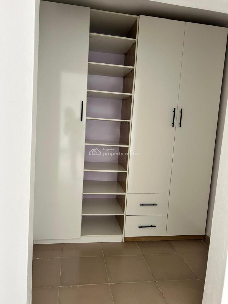 Newly Renovated 3 Bedroom Terraced Duplex with Excellent Facilities, Farapark, Lekki, Lekki, Lagos, Terraced Duplex for Rent