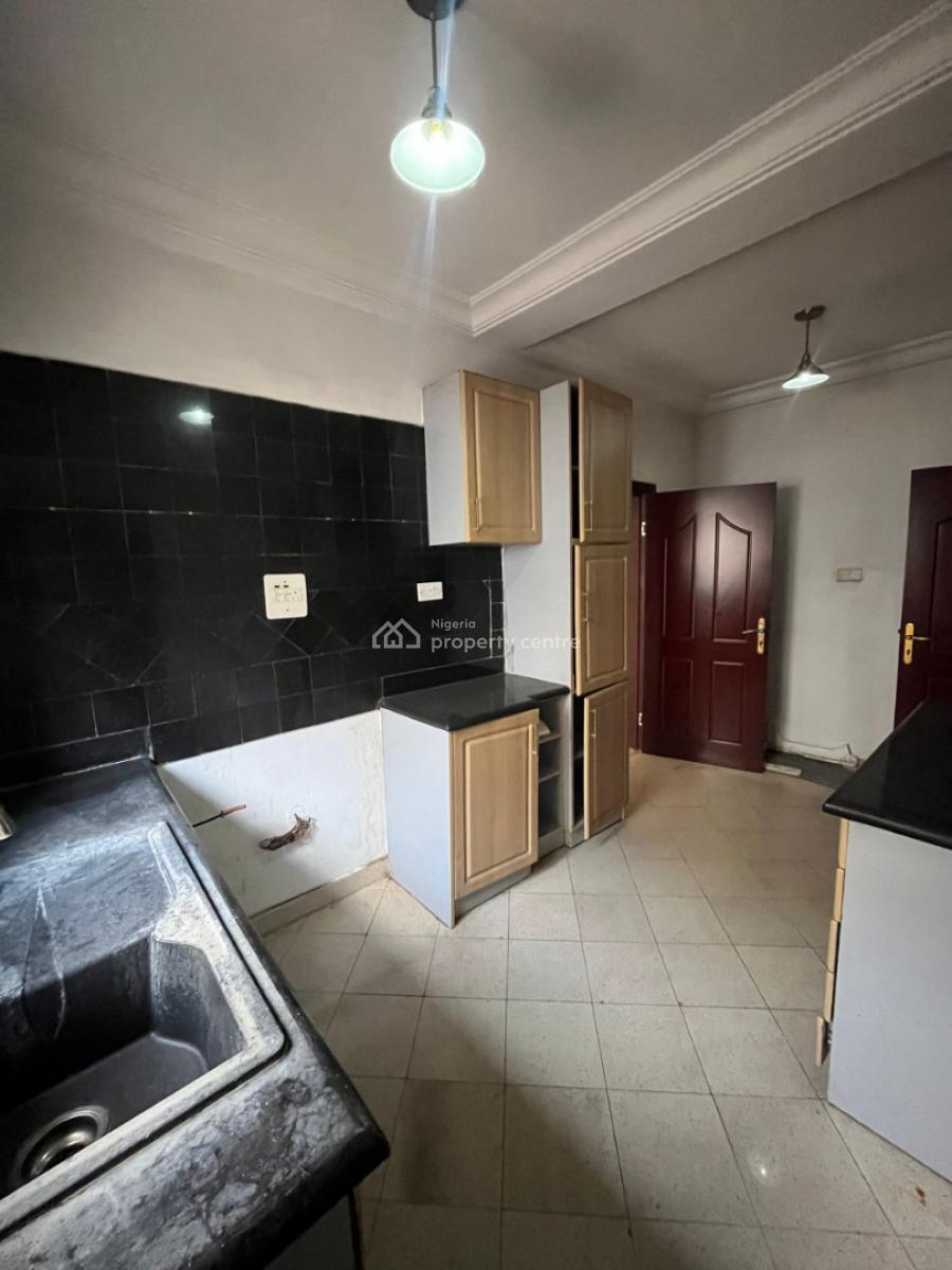 Standard 3bed Apartment, Osapa, Lekki, Lagos, Flat / Apartment for Rent