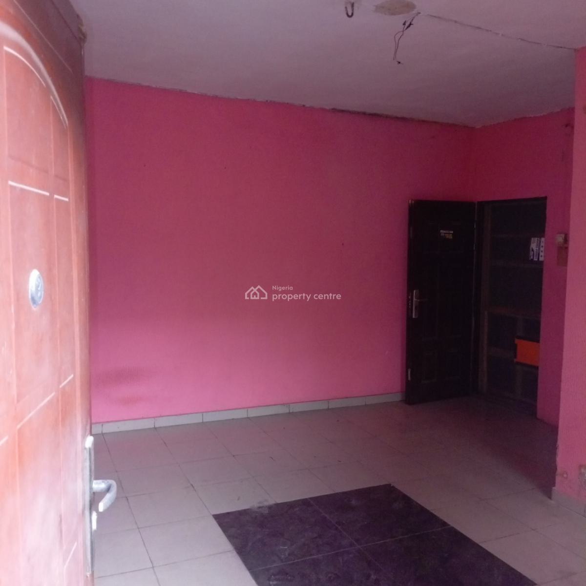 Spacious Mini Flat Upstairs in Surulere, Off Lawanson Road Surulere Lagos, Lawanson, Surulere, Lagos, Mini Flat (room and Parlour) for Rent