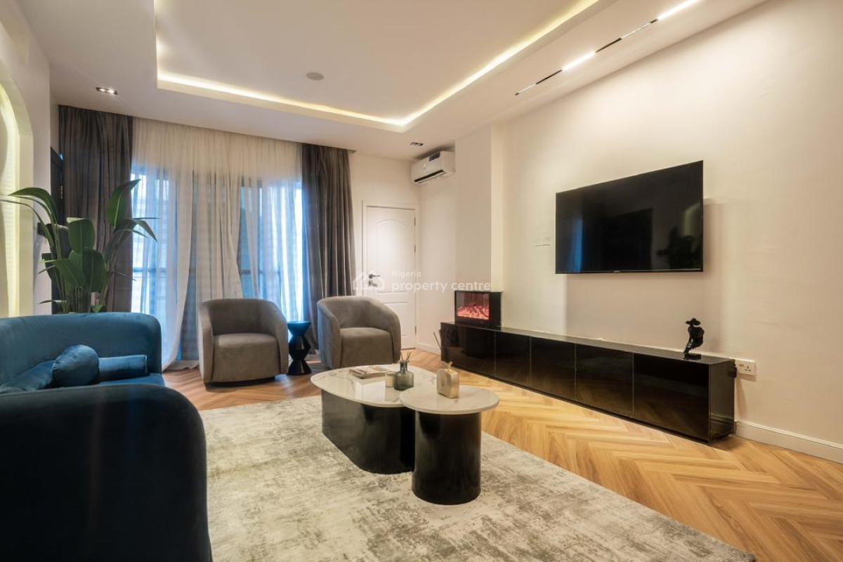 Beautiful 2 Bedroom Apartment, Lekki Phase 1, Lekki, Lagos, Flat / Apartment Short Let