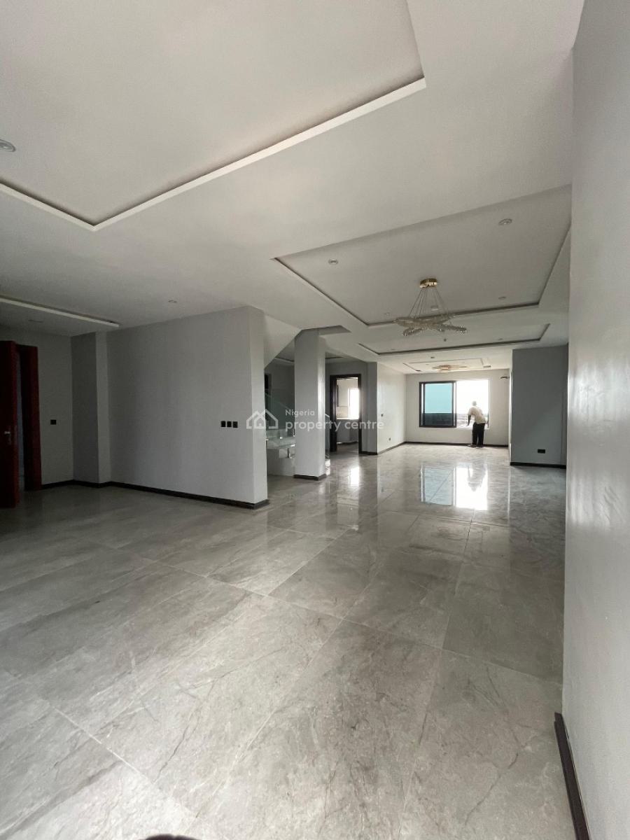 Exquisite 5 Bedroom Penthouse with Pool and Elevator, Penthouse with Pool and Elevator in a Serene Environment, Lekki Phase 1, Lekki, Lagos, Flat / Apartment for Sale
