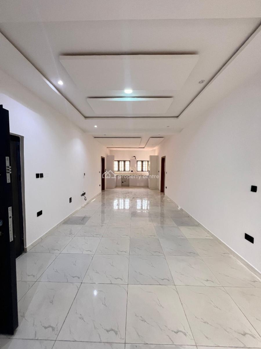 Contemporary 2 Bedroom Apartment with Swimming Pool and Elevator, Lekki Phase 1, Lekki, Lagos, Flat / Apartment for Sale