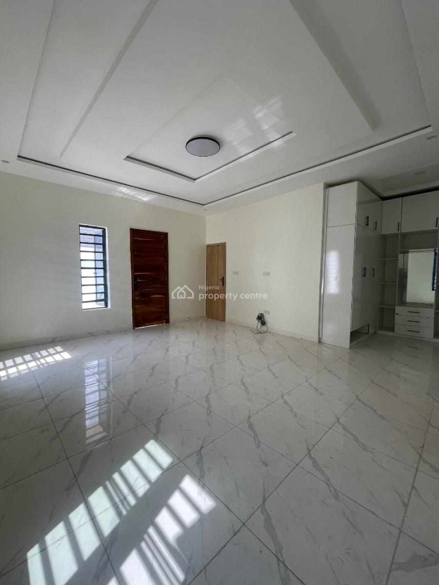 4 Bedroom Semi-detached Duplex + Bq in a Communal Living Space, Situated in a Well Developed Area, Vgc, Lekki, Lagos, Semi-detached Duplex for Sale