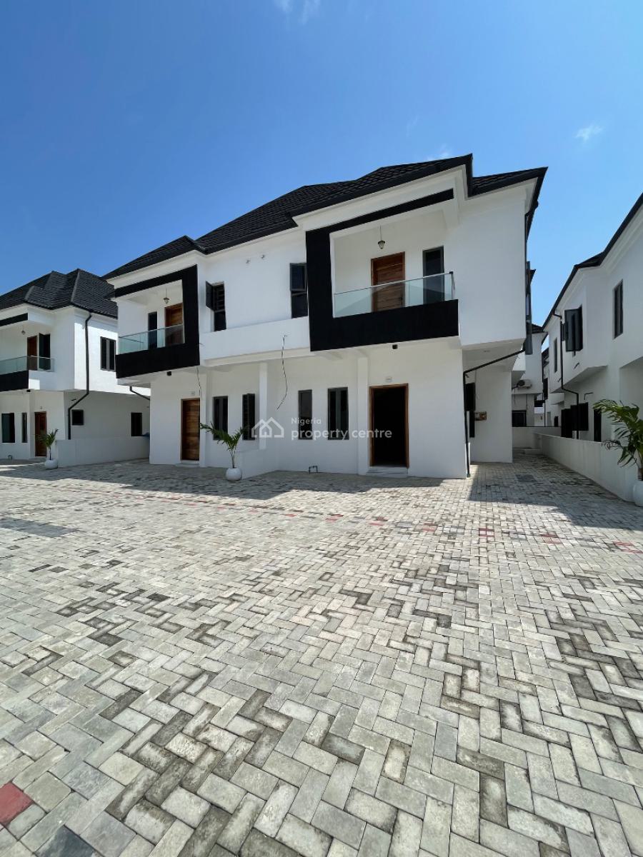 4 Bedroom Semi-detached Duplex + Bq in a Communal Living Space, Situated in a Well Developed Area, Vgc, Lekki, Lagos, Semi-detached Duplex for Sale