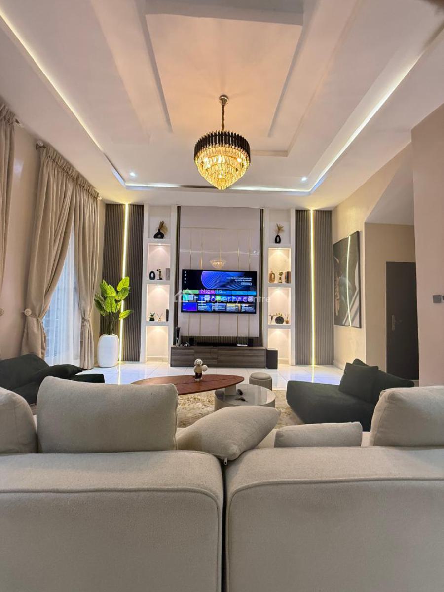 Standard 4bedroom, Ikota, Lekki, Lagos, Flat / Apartment Short Let