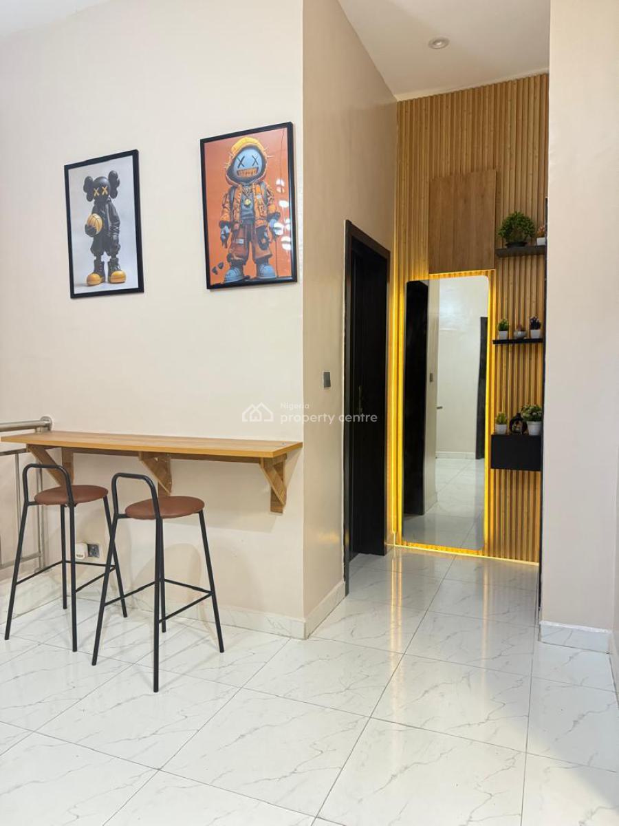 Standard 4bedroom, Ikota, Lekki, Lagos, Flat / Apartment Short Let