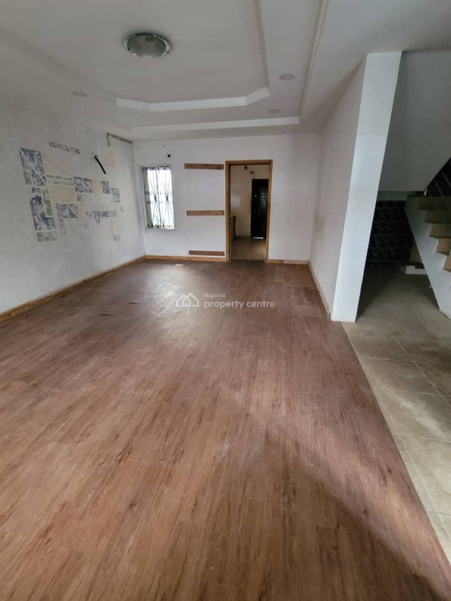 Spacious 3bedroom Terrace Duplex with Bq, Ologolo, Lekki, Lagos, Terraced Duplex for Rent