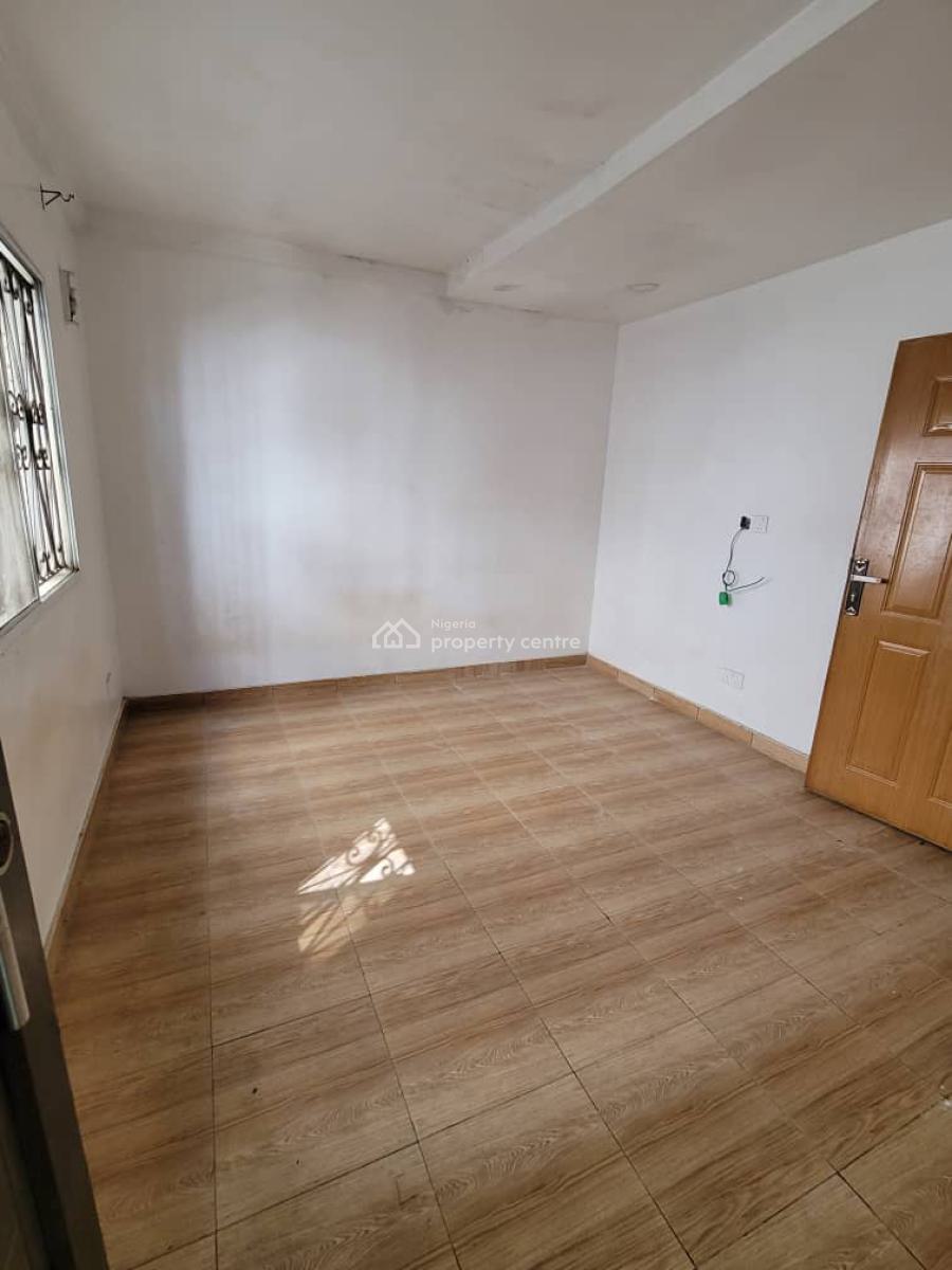 Spacious 3bedroom Terrace Duplex with Bq, Ologolo, Lekki, Lagos, Terraced Duplex for Rent