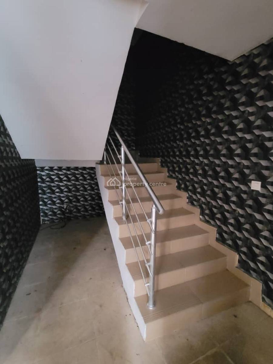 Spacious 3bedroom Terrace Duplex with Bq, Ologolo, Lekki, Lagos, Terraced Duplex for Rent