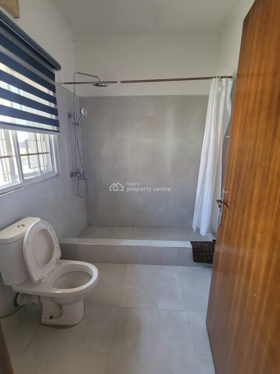 Serviced 2bedroom Penthouse, Lekki Phase 1, Lekki, Lagos, Flat / Apartment for Rent
