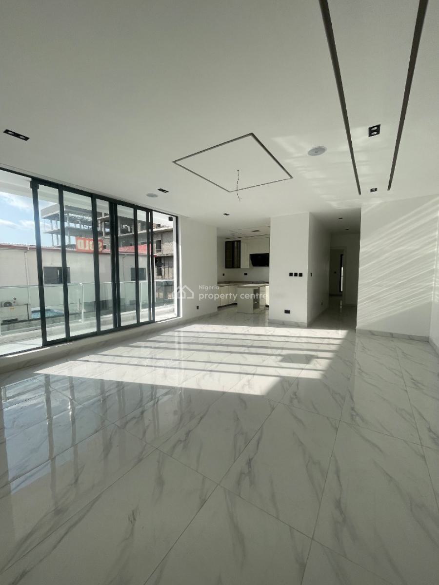 2 Bedroom Flat with Pool & Gym, Lekki Phase 1, Lekki, Lagos, Flat / Apartment for Sale