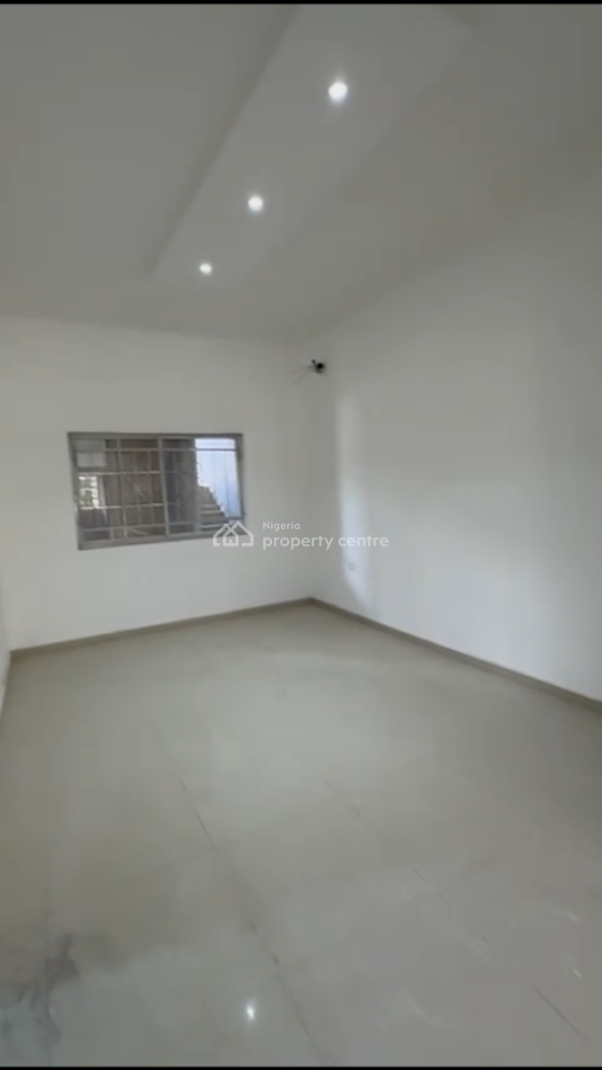 Well Renovated 3 Bedroom Flats, Apo, Abuja, Flat / Apartment for Rent