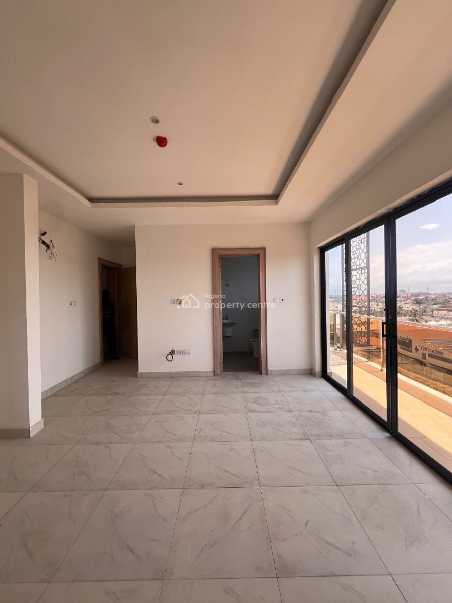 Luxurious 3 Bedroom Apartment with Elevator, Swimming Pool, Gym & Bq, Luxurious 3 Bedroom Apartment with Elevator, Swimming Pool, Gym & Bq, Lekki Phase 1, Lekki, Lagos, Flat / Apartment for Sale