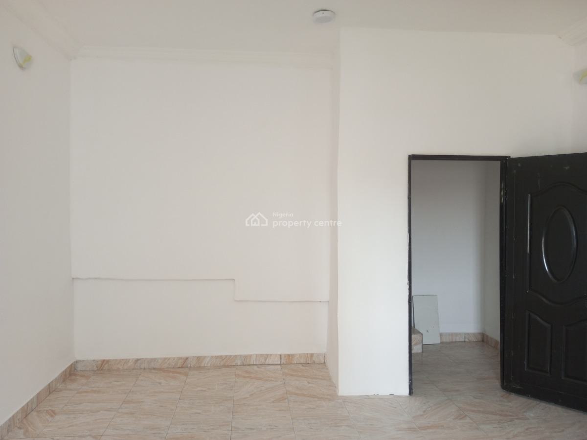 Lovely 2 Bedroom Upstairs with Open Plan Kitchen Close to The Road, Ajah, Lagos, Flat / Apartment for Rent