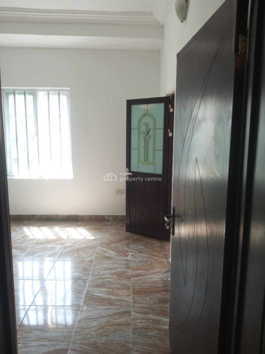 Lovely 2 Bedroom Upstairs with Open Plan Kitchen Close to The Road, Ajah, Lagos, Flat / Apartment for Rent