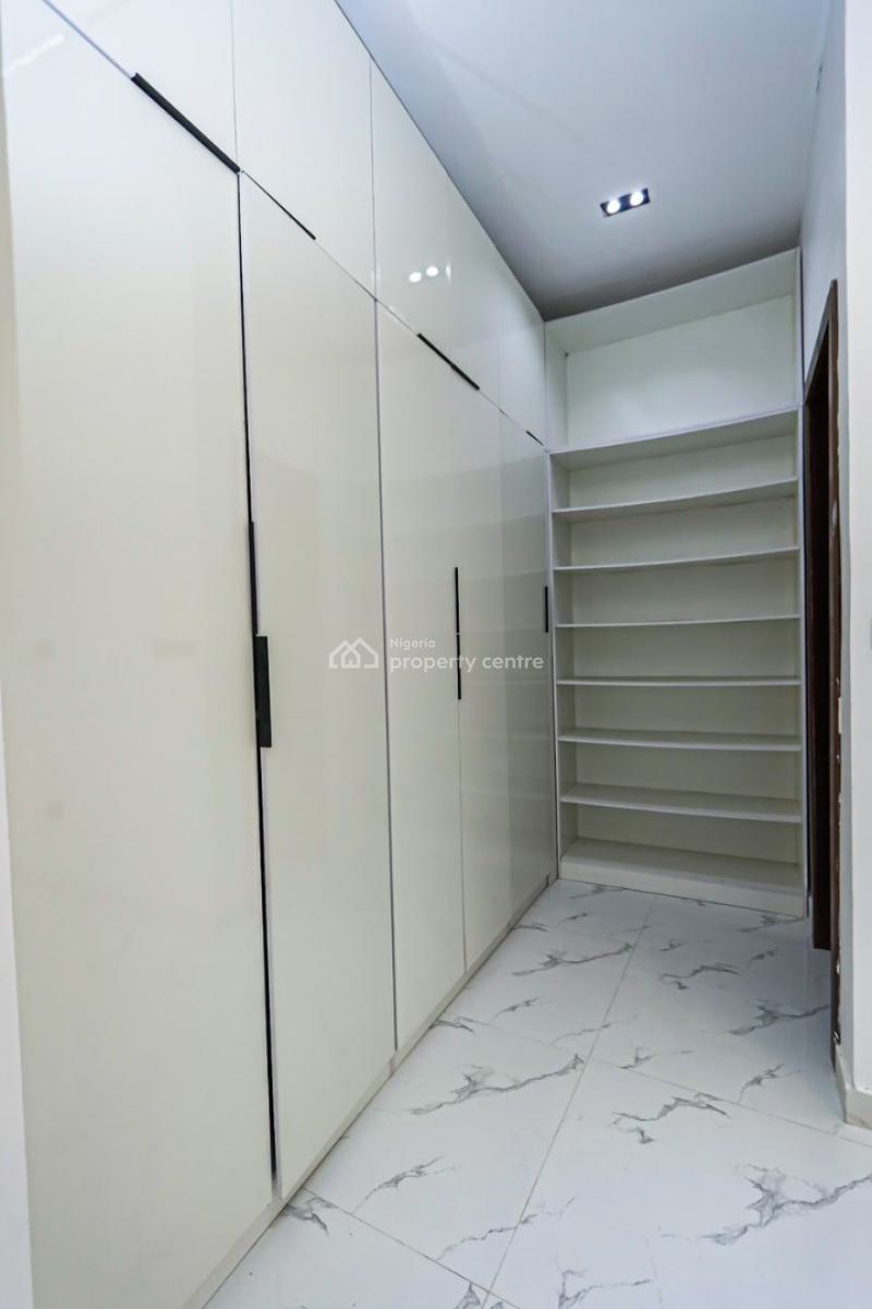 4bedroom Terrace  Duplex, Osapa, Lekki, Lagos, Terraced Duplex for Sale