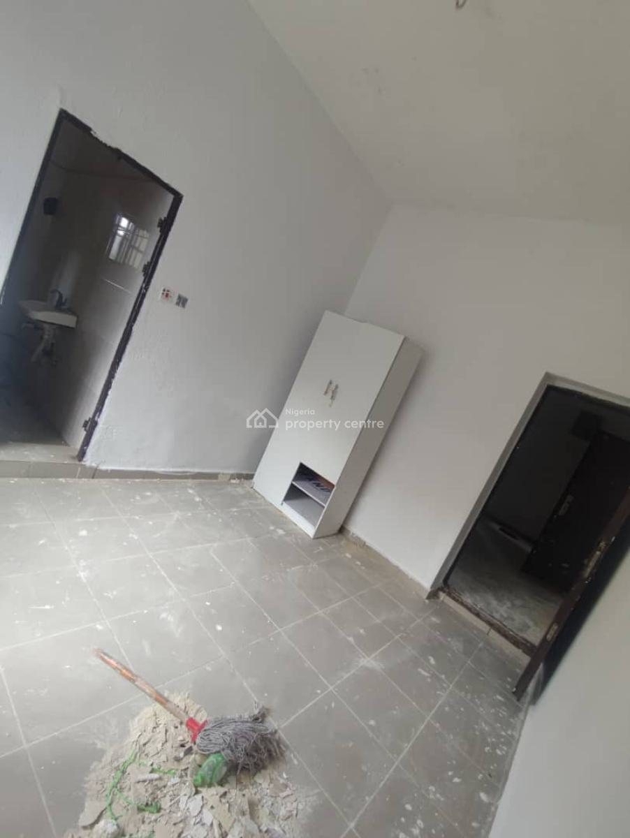 Luxury 3bedroom Apartment, New Road, Lekki, Lagos, Flat / Apartment for Rent