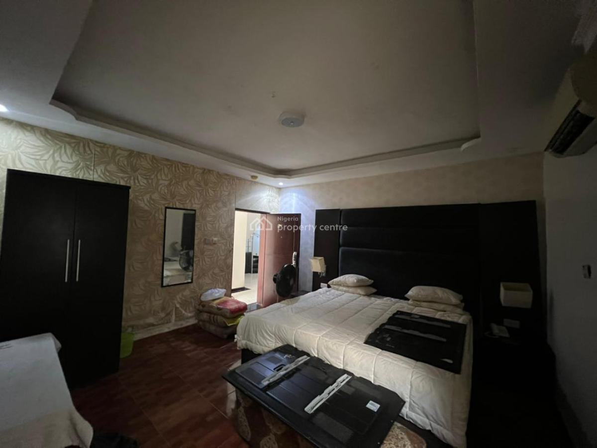 17 Bedrooms Duplex (for Commercial Or Residential Purpose), Lekki Phase 1, Lekki, Lagos, Commercial Property for Rent
