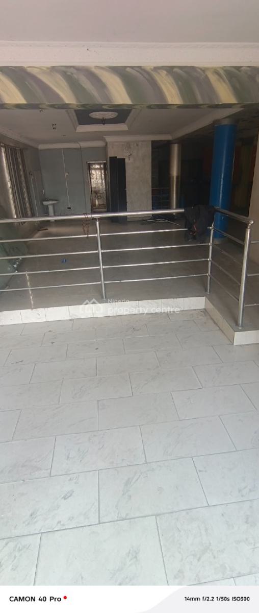 Big Space for Lounge and Beer Parlor in Ajah, Off Ado Road, Ajah, Lagos, Restaurant / Bar for Rent