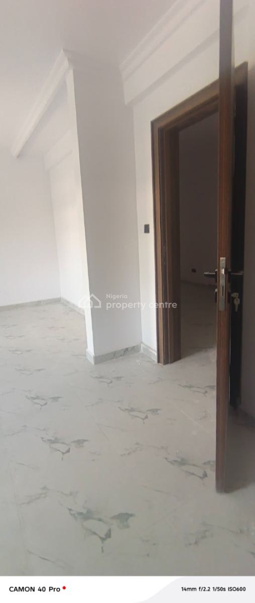 Clean Studio Apartment in Ikate, Romay Garden Estate, Lekki Phase 1, Lekki, Lagos, Self Contain (single Rooms) for Rent