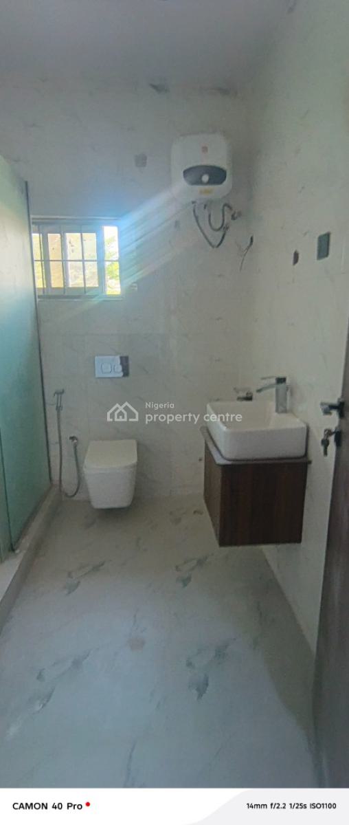 Clean Studio Apartment in Ikate, Romay Garden Estate, Lekki Phase 1, Lekki, Lagos, Self Contain (single Rooms) for Rent