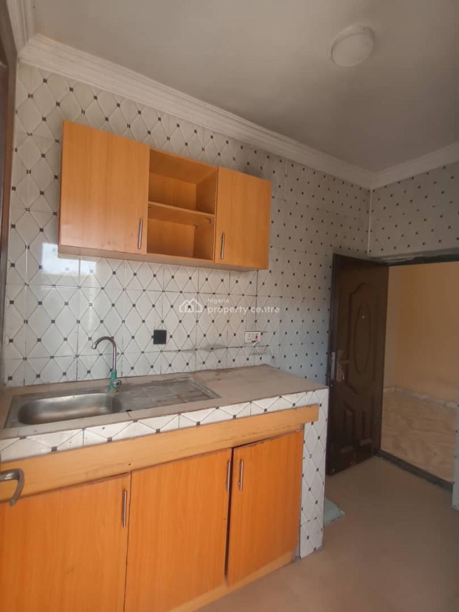 2 Bedroom Flat, Makogi Obesere, Magboro, Ogun, Flat / Apartment for Rent