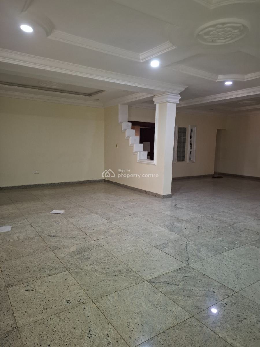 Serviced and Standard 3 Bedroom Apartment, Guzape District, Abuja, Flat / Apartment for Rent