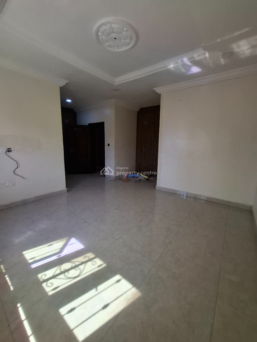 Serviced and Standard 3 Bedroom Apartment, Guzape District, Abuja, Flat / Apartment for Rent