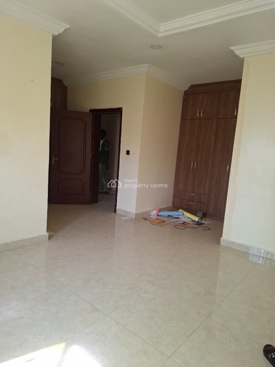 Serviced and Standard 3 Bedroom Apartment, Guzape District, Abuja, Flat / Apartment for Rent
