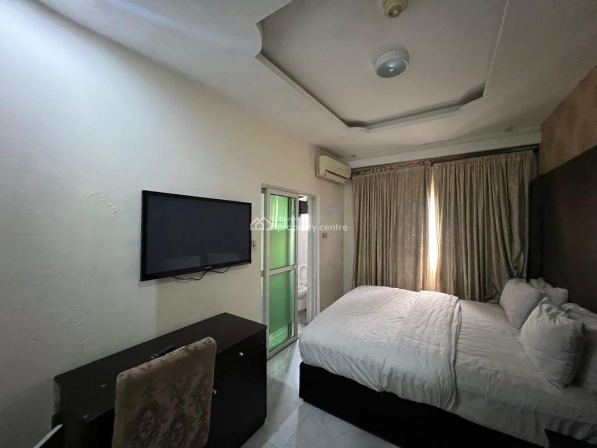 17 Bedrooms Duplex, Lekki Phase 1, Lekki, Lagos, Detached Duplex for Rent