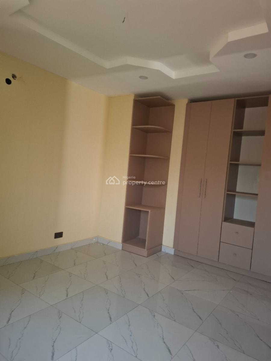 Standard 3 Bedroom Apartment, Guzape District, Abuja, Flat / Apartment for Rent